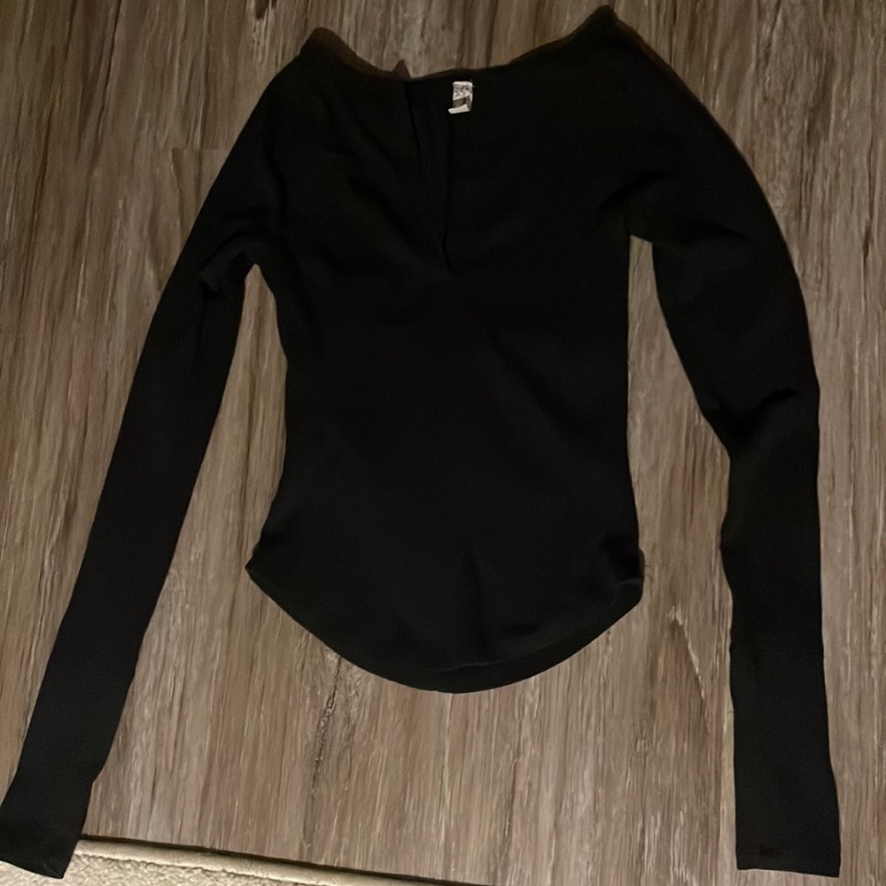 Free People long sleeved deep V black shirt